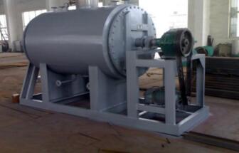 连续真空耙式干燥机的应用特色与技术参数